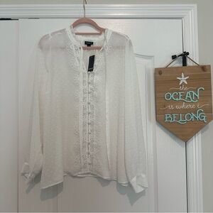 White Long Sleeve Sheer Lace Detailed Torrid Top Sz Large NWT